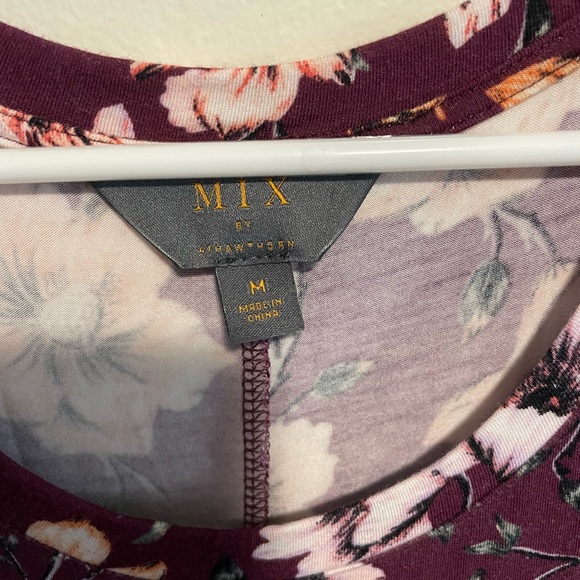 MIX Tee Shirt Dress with Flowers - Picture 3 of 4